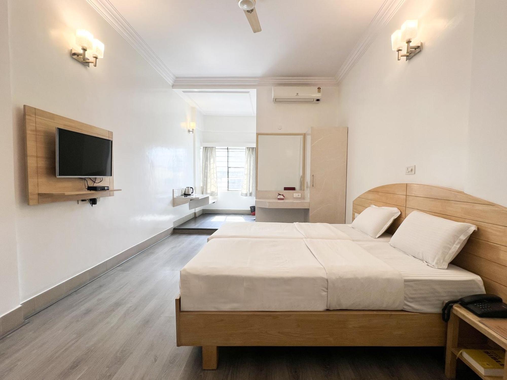 Hotel Vellara Bangalore Esterno foto