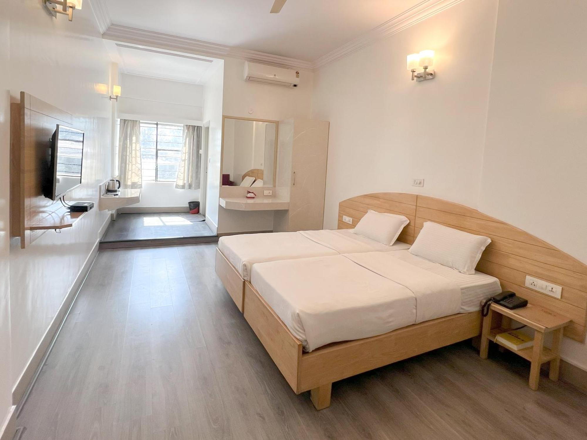 Hotel Vellara Bangalore Esterno foto