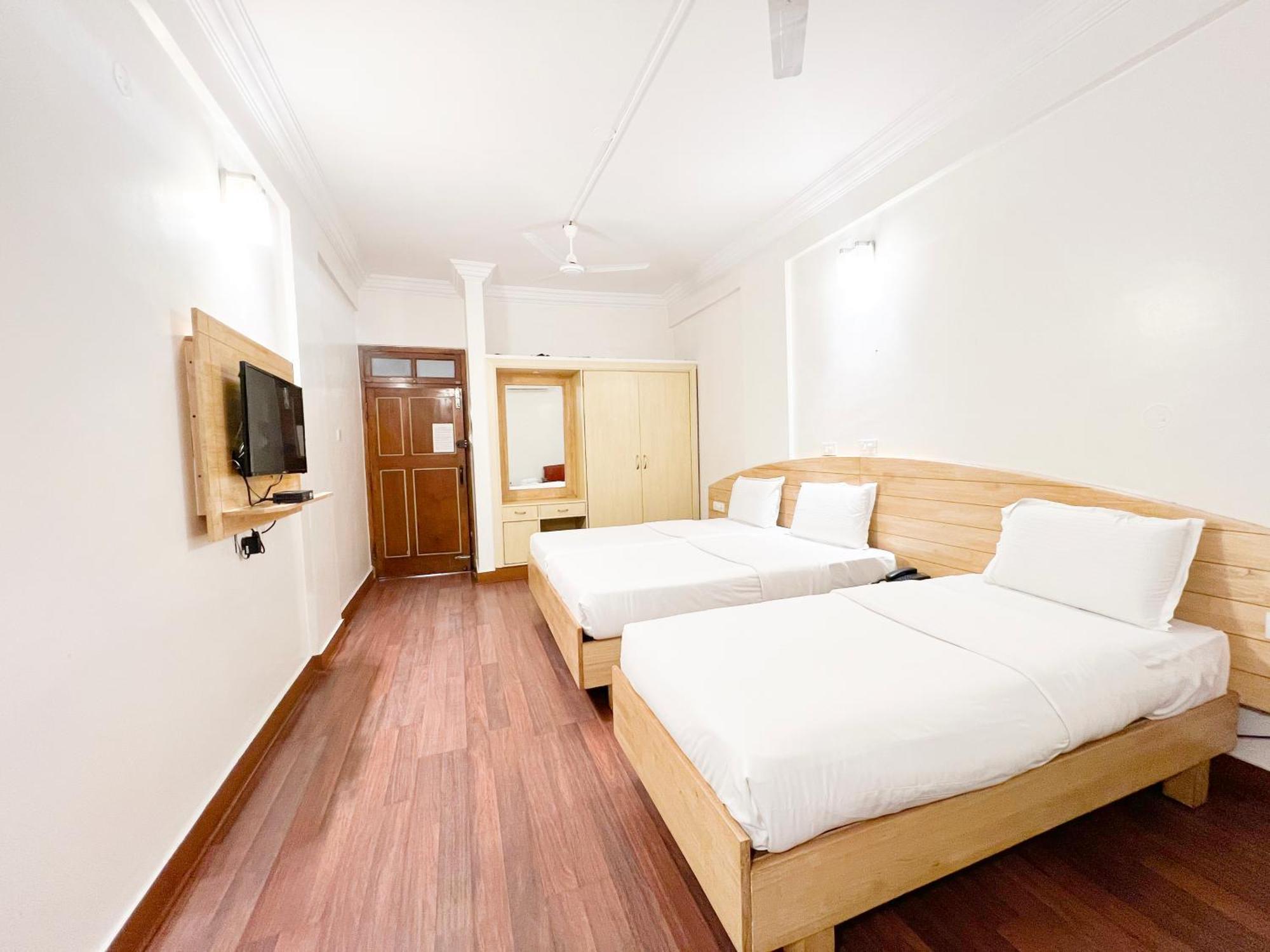 Hotel Vellara Bangalore Esterno foto
