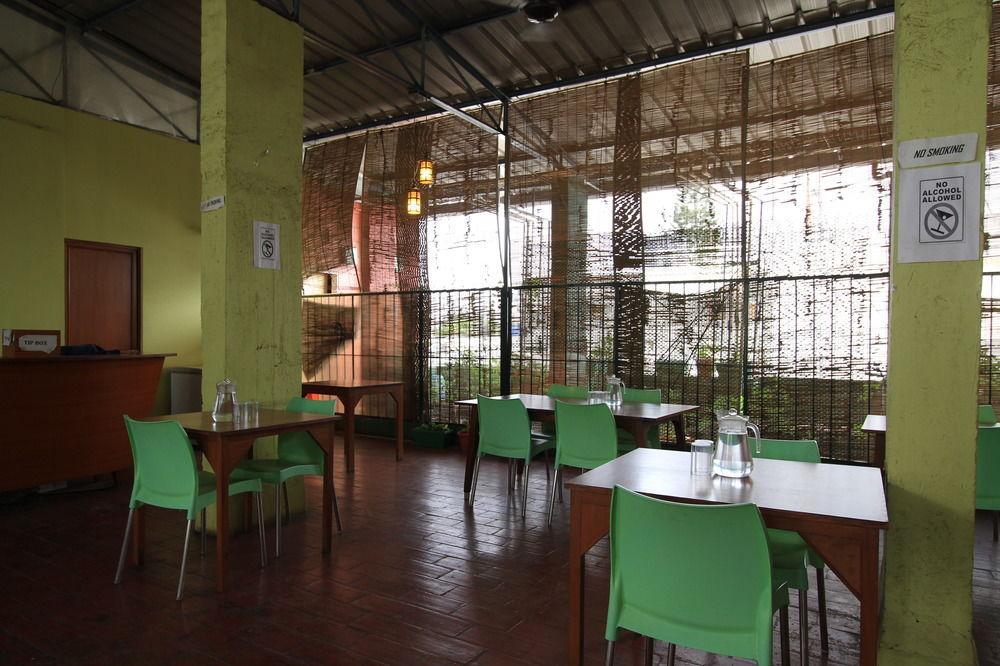 Hotel Vellara Bangalore Esterno foto