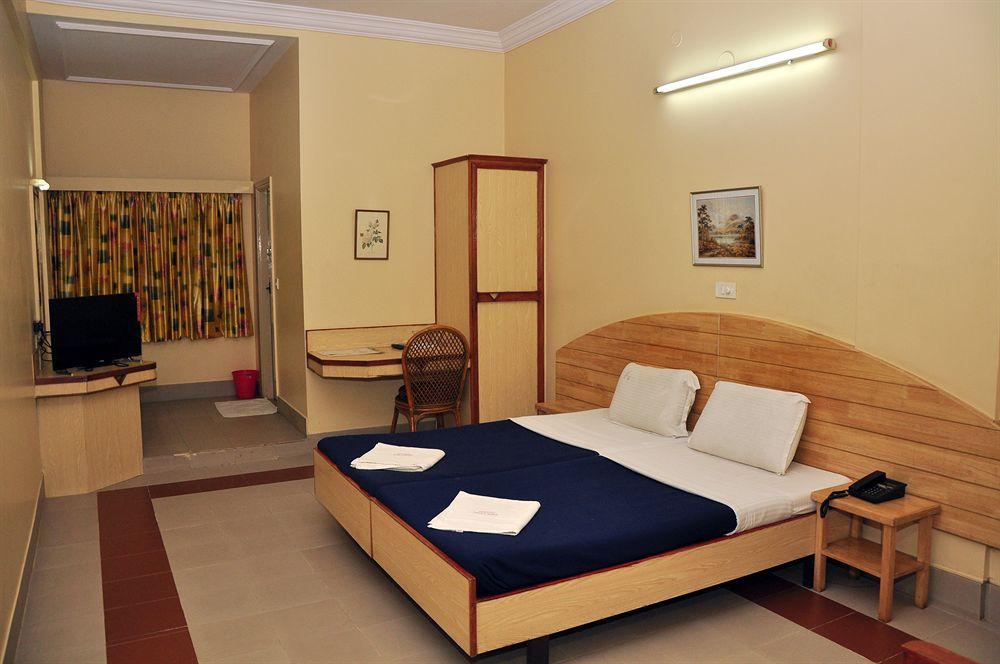 Hotel Vellara Bangalore Esterno foto
