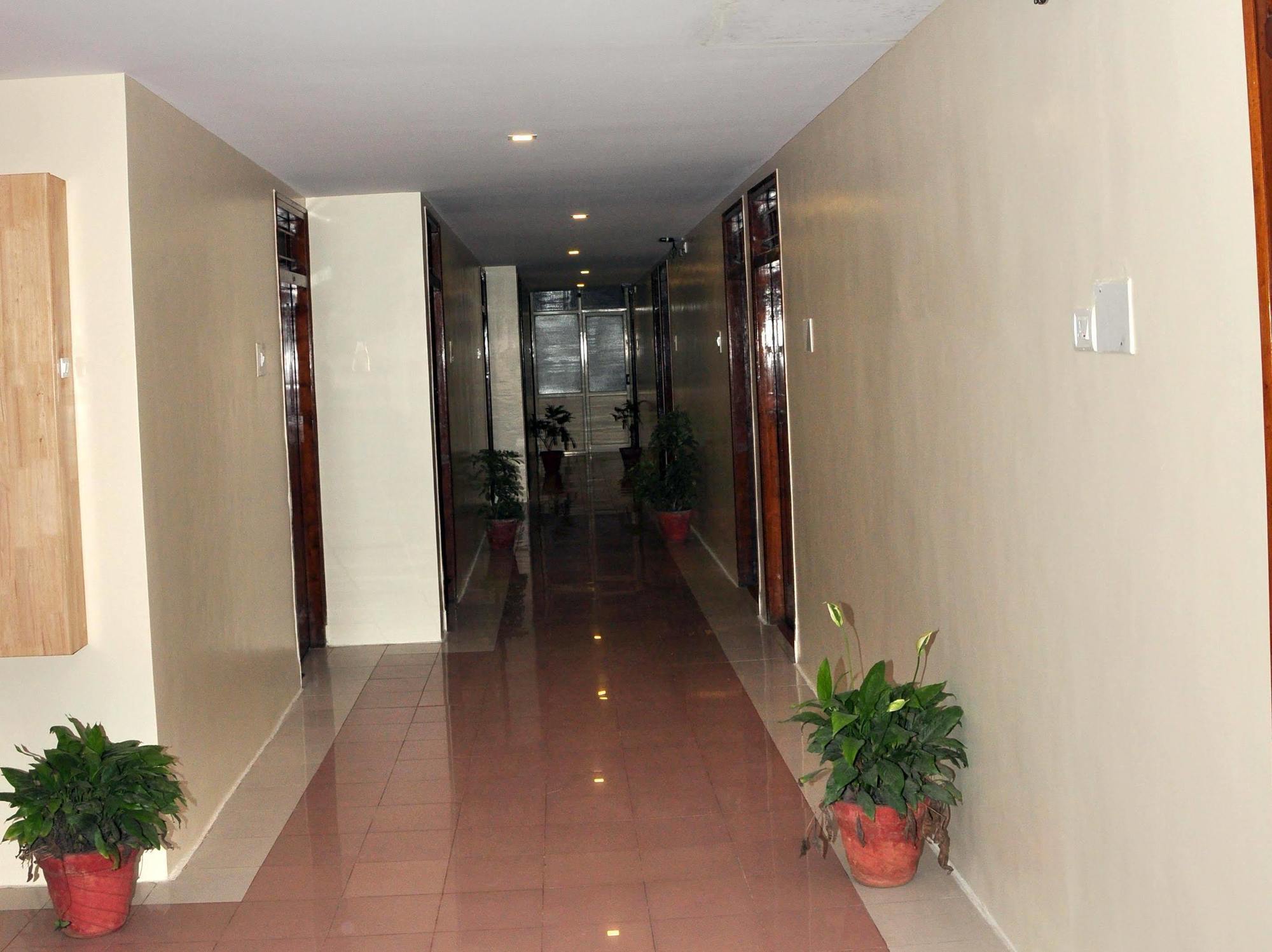 Hotel Vellara Bangalore Esterno foto
